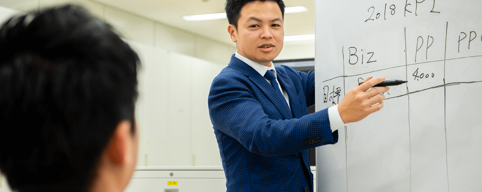 社員紹介 01